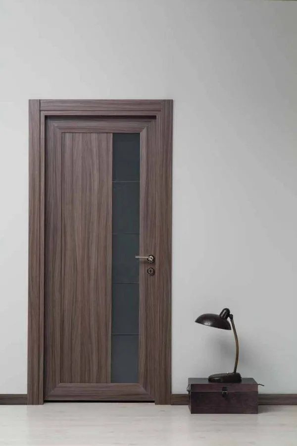 montaj usi de interior